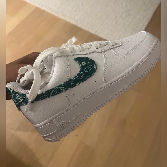 Nike Paisley Air Force 1 - Picture 5 of 8